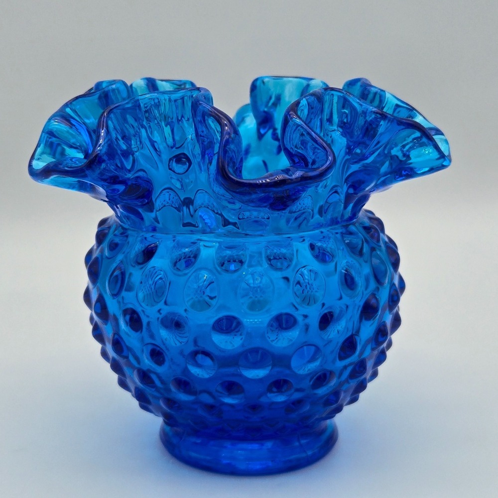 Vintage 1970s Fenton Hobnail Vase Ruffled Double Crimped Colonial Blue 4.25" - Picture 5 of 11